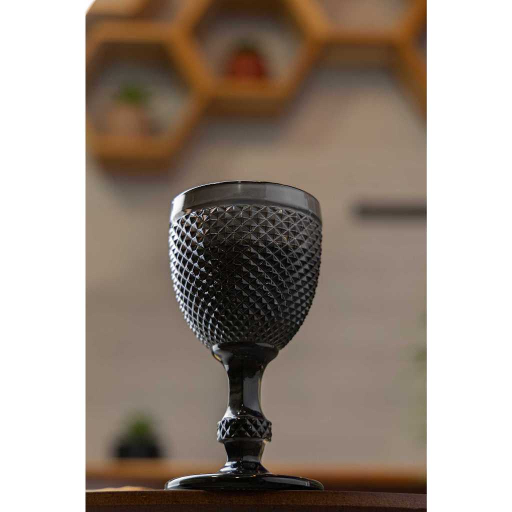 Taça de Água De Vidro Bico De Jaca Preta 300Ml Wolff Toque Refinado para sua Mesa