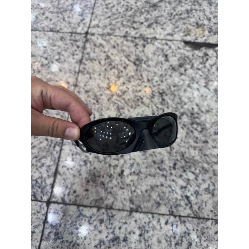 Óculos De Sol desenho com bico de pato e haste de sapo perna TR