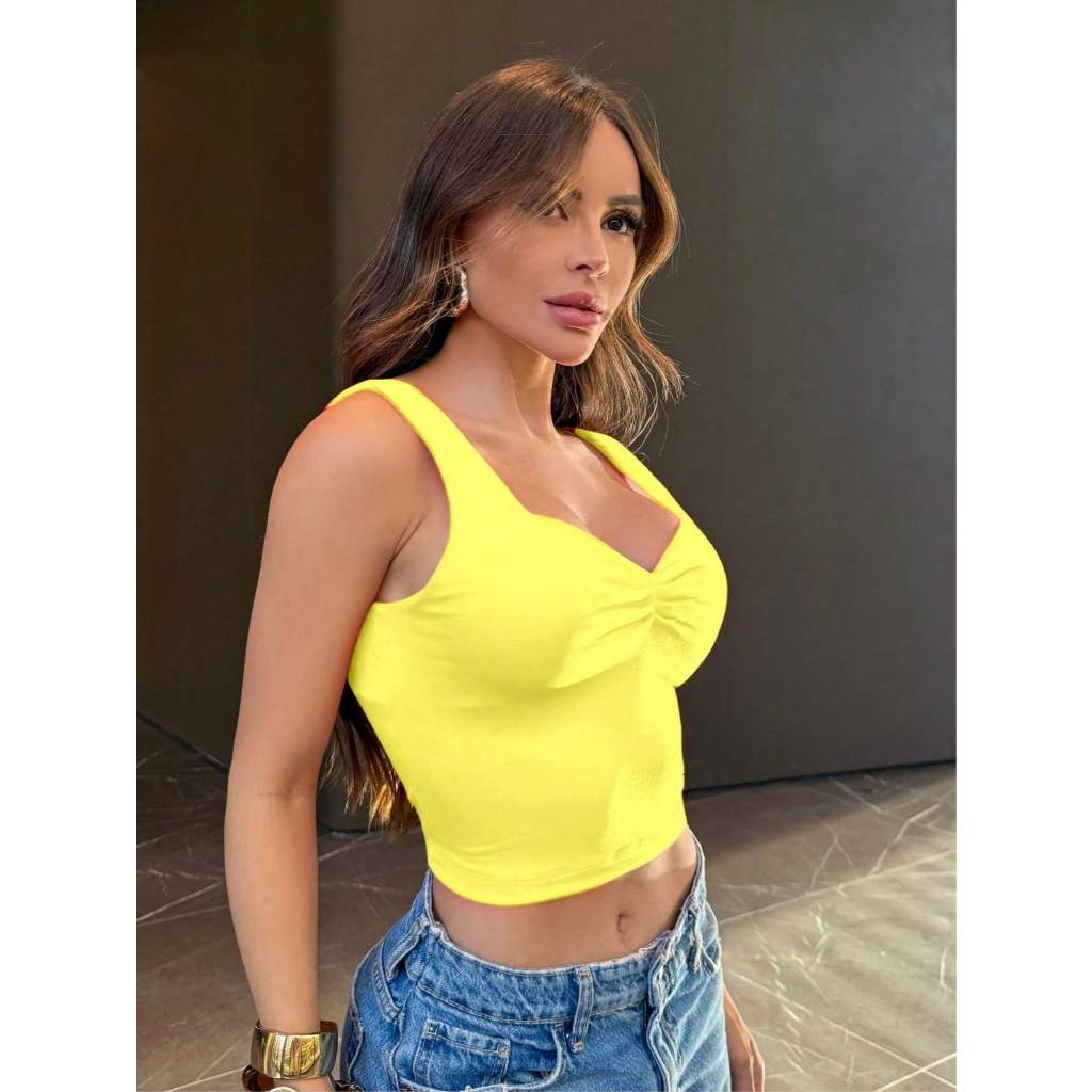 Cropped Feminino Decote Estruturado com Alças Largas