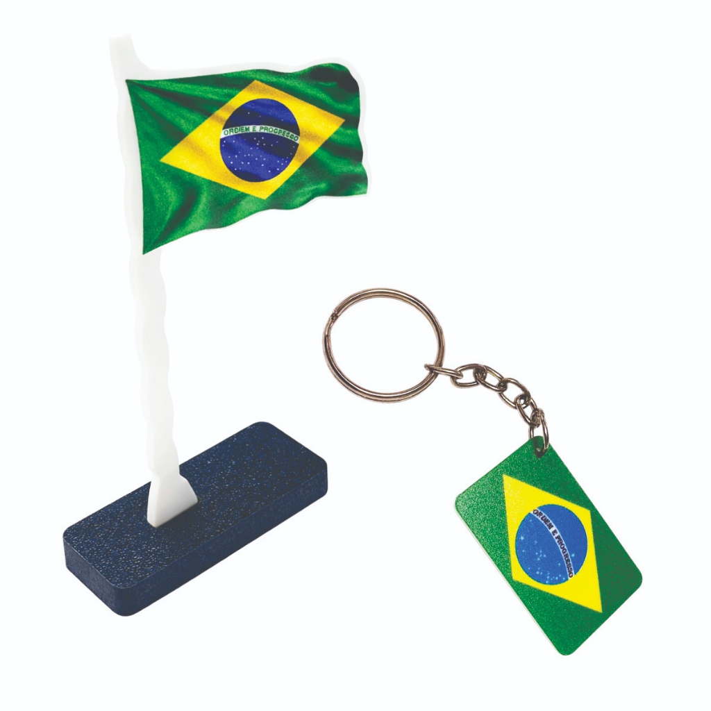 03 Kits Chaveiro Bandeira Brasil + Bandeira do Brasil Mastro Copa Do Mundo Brinde eventos