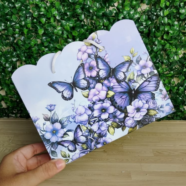 Sacolinha Borboletas Lilás Personalizada Aniversário Infantil Surpresa Lembrancinha Pegue e Monte