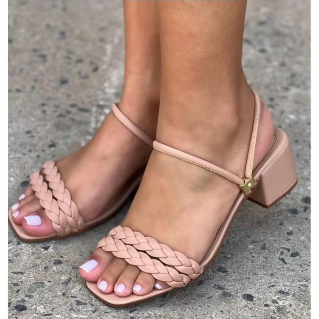 Sandália Feminina Salto Bloco Baixo Delicada Tamanco Saltinho Médio Confortável Casual