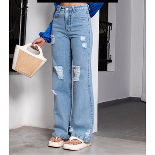 Calça Wild leg jeans detalhe rasgo