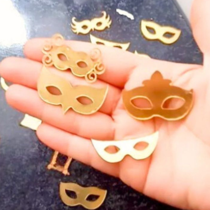 Kit Aplique Máscara de Carnaval 4cm - Acrílico Espelhado (10 ou 25 unidades)