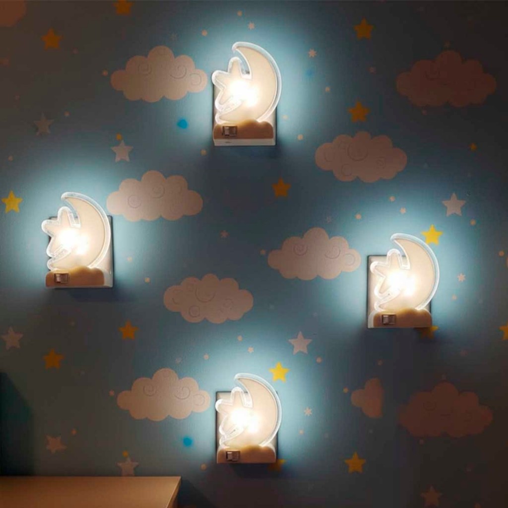 Kit Abajur Infantil Lua Led Lua Tomada Parede Mini Luminária Bivolt Luz Noturna Decoração