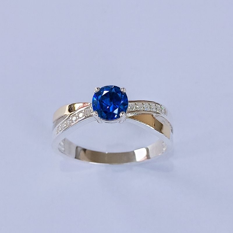 SOLITÁRIO EM PRATA - ANEL FEMININO APLIQUE OURO