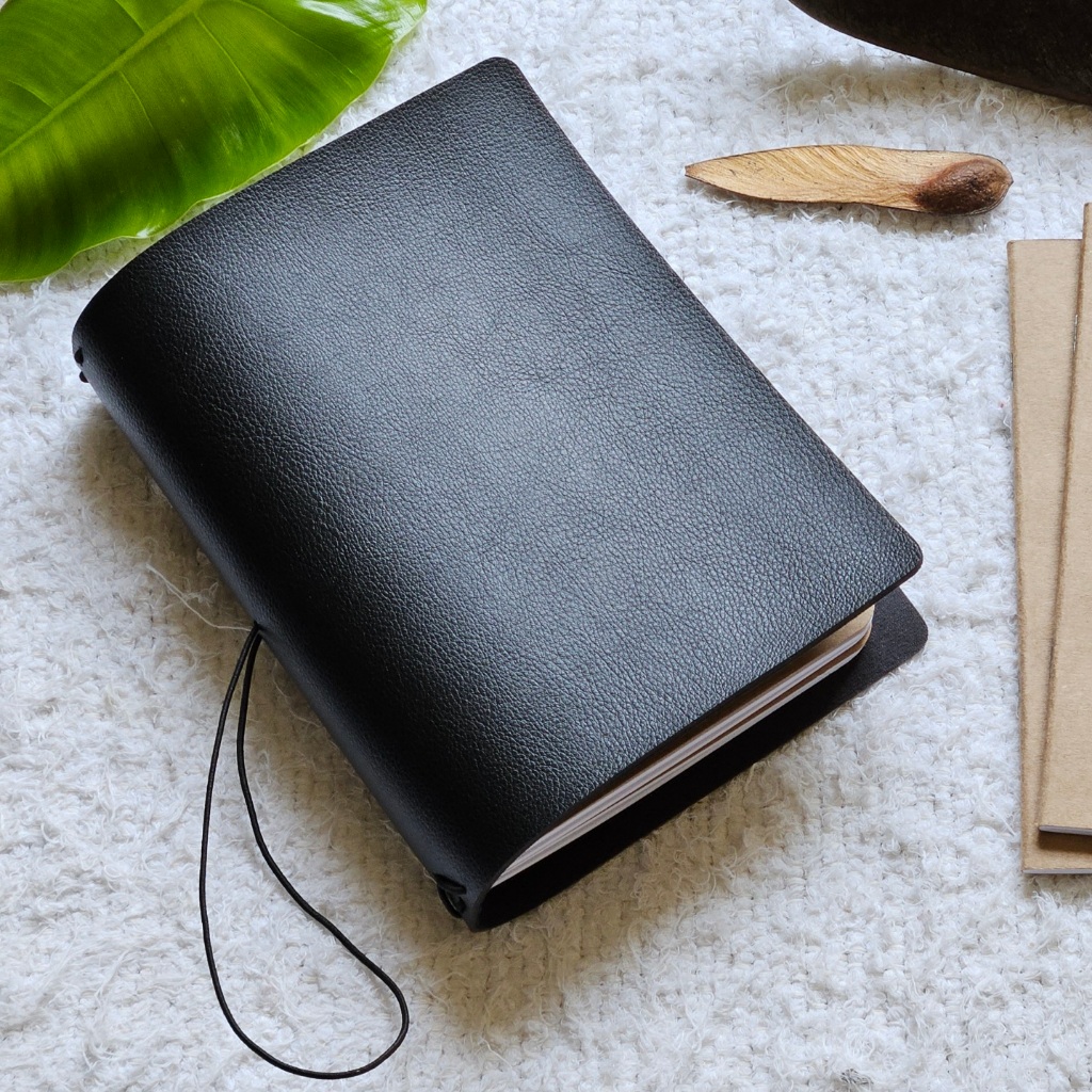 Traveler Mnemori - M. A5 - Base | várias cores |caderno diário sketchbook planner |