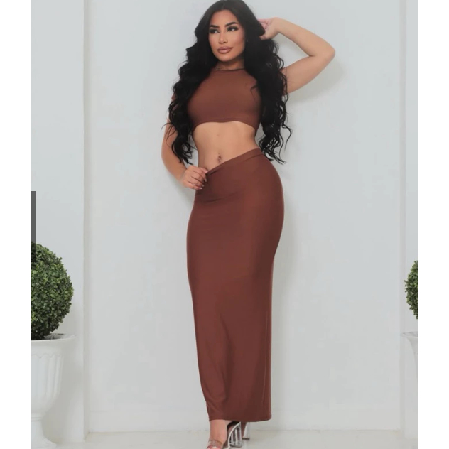 Conjunto Croptop Saia Longa ELLOA em Oferta na Shopee