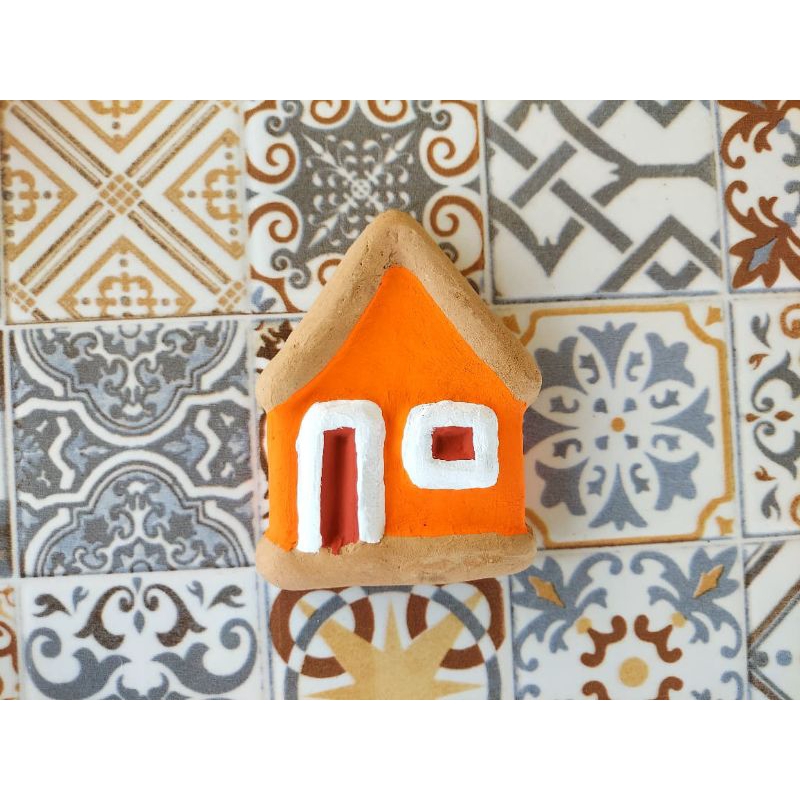 CASINHA DE BARRO ARTESANAL DECORATIVA, PINTADA À  MÃO. LINDÍSSIMA