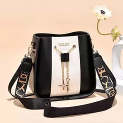 bolsa feminina elegante com blocos de cores, bolsa chique para usar no ombro ou transversal.