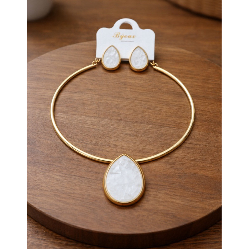 Conjunto Gota Madre Pérola Dourado