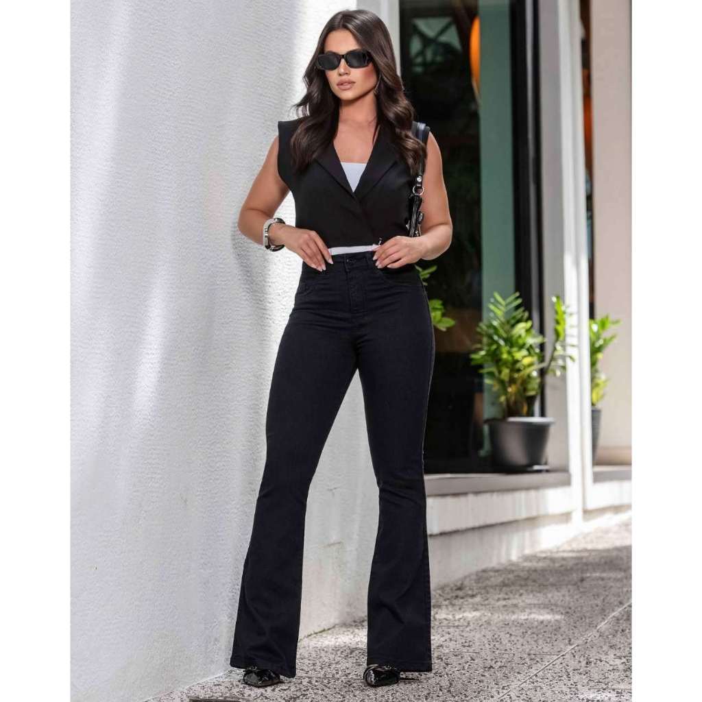 Calça Sarja Feminina Flare Petit Marca Biotipo Para Mulheres De Estatura Baixa Escura 31045