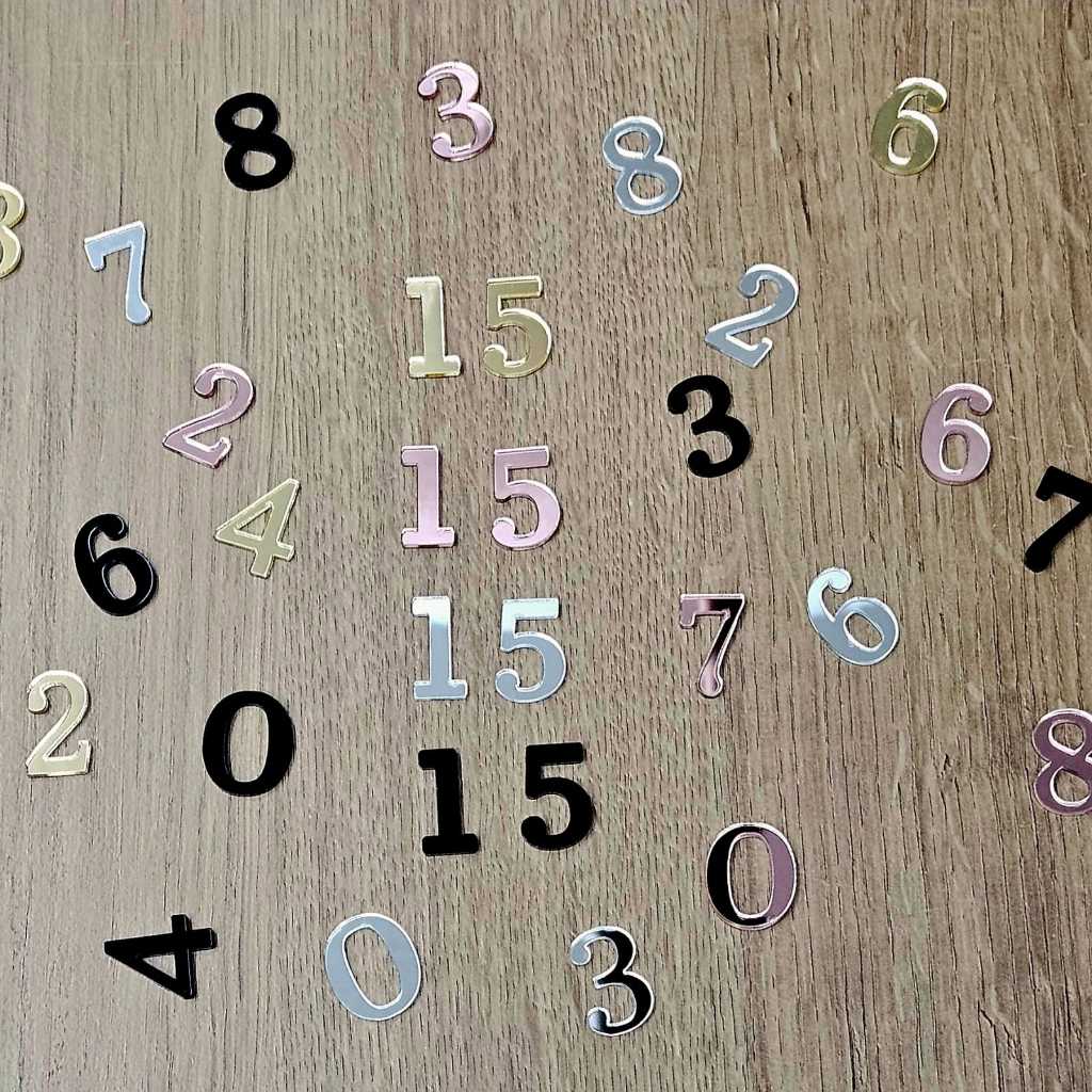 Números Autoadesivos - 2cm Acrílico 4 cores em Oferta na Shopee