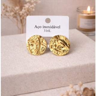 ⭐ Brinco Redondo Martelado Dourado Aço Inoxidável em Oferta na Shopee
