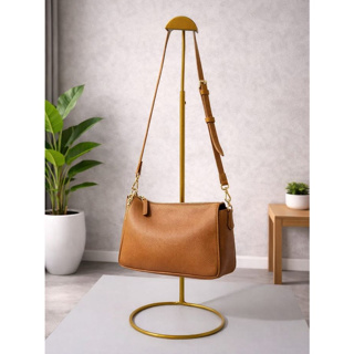 Expositor de Bolsa Luxo Meia Lua para Balcão e Vitrine em Oferta na Shopee