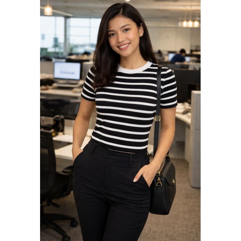 Blusa Básica Listrada Ribana Canelada.