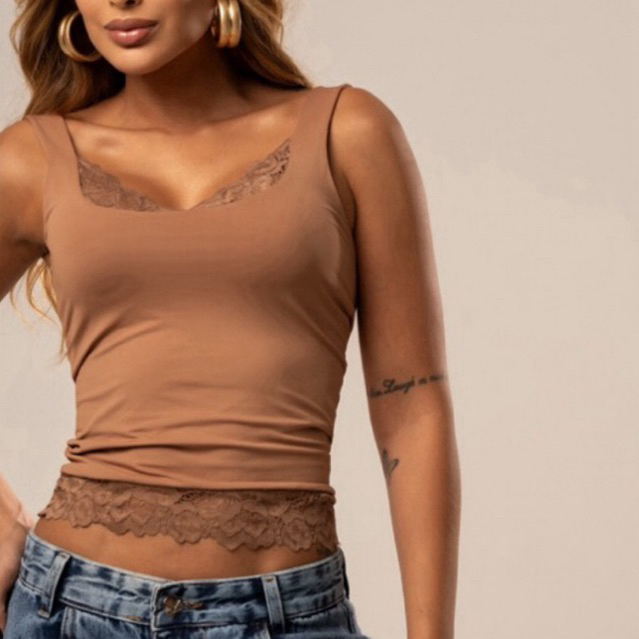 Blusa Regata Poliamida Dupla / Com Renda / Alça Grossa / Decote Quadrado/ Tendencia Verão / Moderno Casual e Despojado