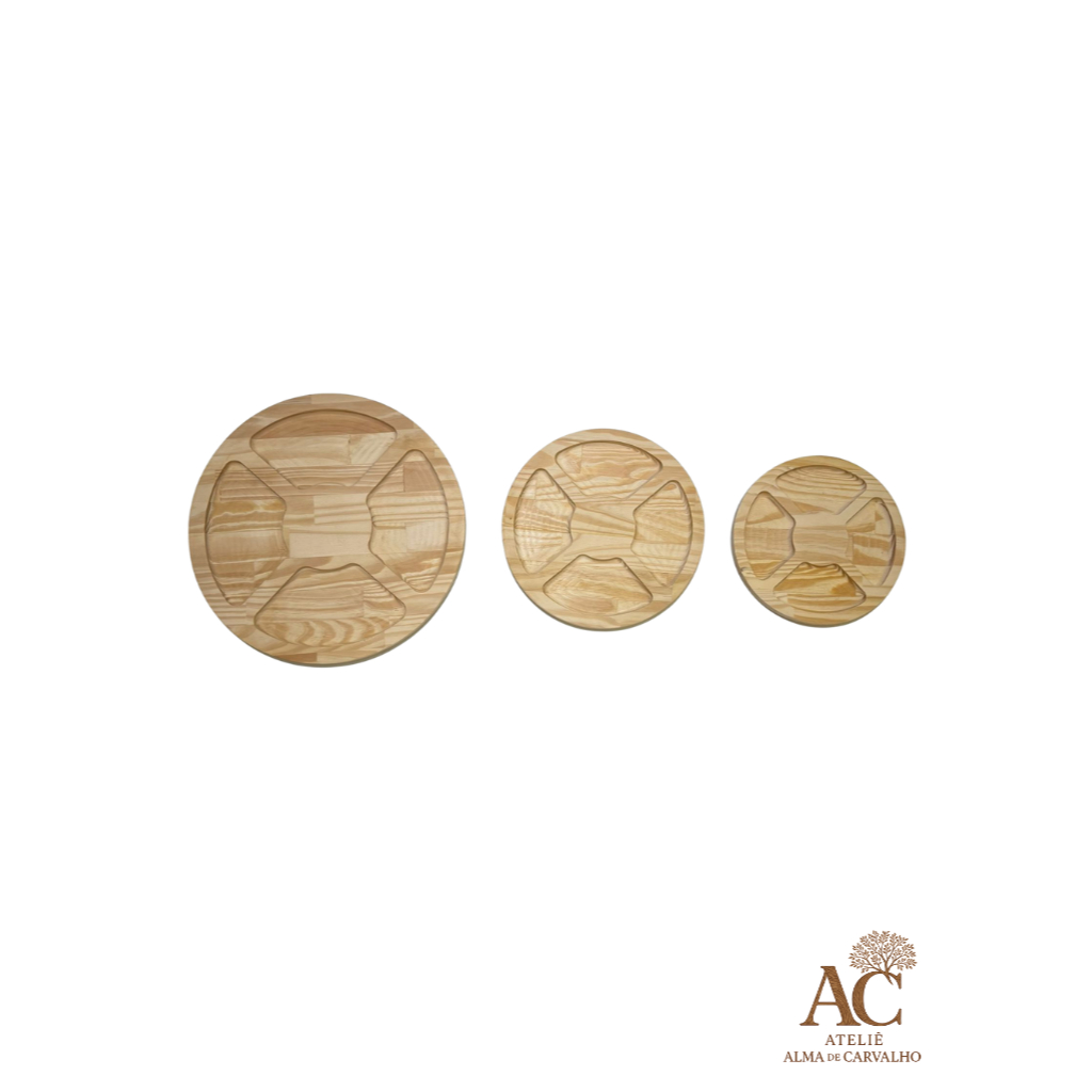 KIT 3 Petisqueiras Redonda em Madeira Pinus com 4 divisões, frios e queijos, decoração cozinha