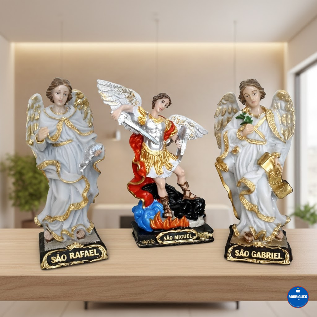Estatueta Imagens Trio de Arcanjos São Miguel São Gabriel São Rafael Resina 15 cm em Oferta na Shopee