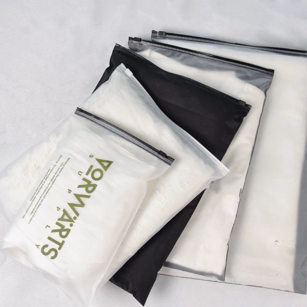 Saco Zíper Preto Fosco Ideal Para Roupas E Acessórios Kit 10/50 Unidades