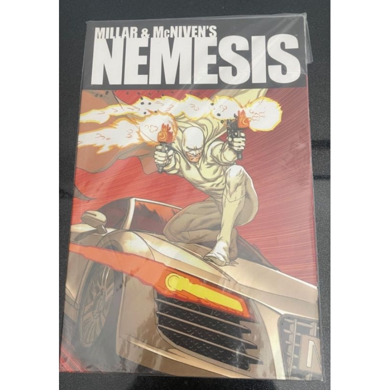 HQ Nemesis (By Mark Millar and Steven McNiven) - Importada/Inglês
