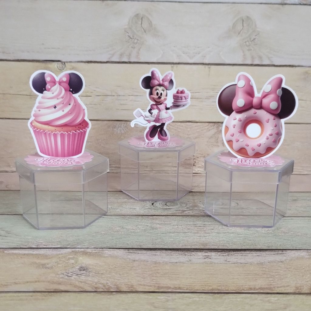 Aplique em Pé 3D Minnie Confeiteira I.A. Festa Infantil Personalizado Nome e Idade  Lembrancinha