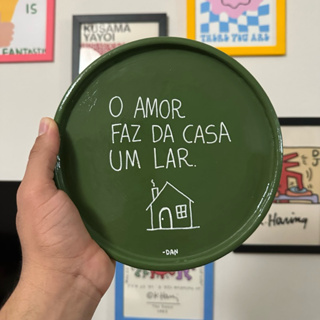 Prato decorativo de argila para parede - O amor faz da casa um lar em Oferta na Shopee