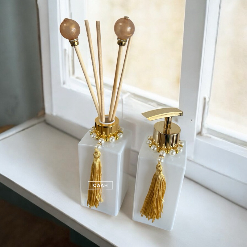 Kit Lavabo Banheiro Luxo Branco Difusor De Ambiente Dourado/Vidro Square Branco Aromatizador De Varetas Saboneteira