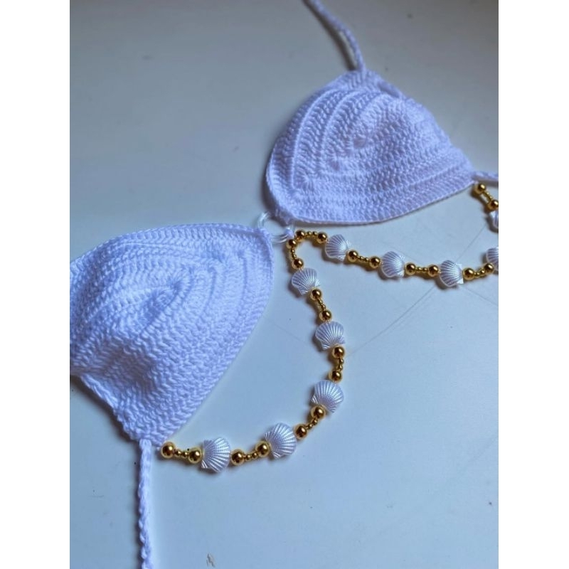 Top biquíni cropped pérolas e conchas em crochê lindíssimo e chik | Concha Dourada em Crochê – Exclusivo e Feito à Mão