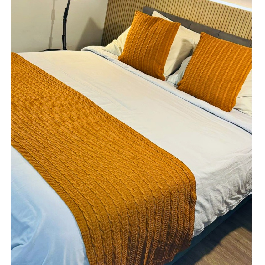 Kit Manta Peseira Tricot Trança Premium + 2 Capas Almofadas Para Cama Casal, Queen, King e Sofá