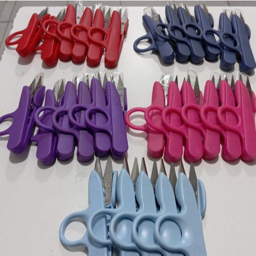 TESOURA DE ARREMATE em Oferta na Shopee