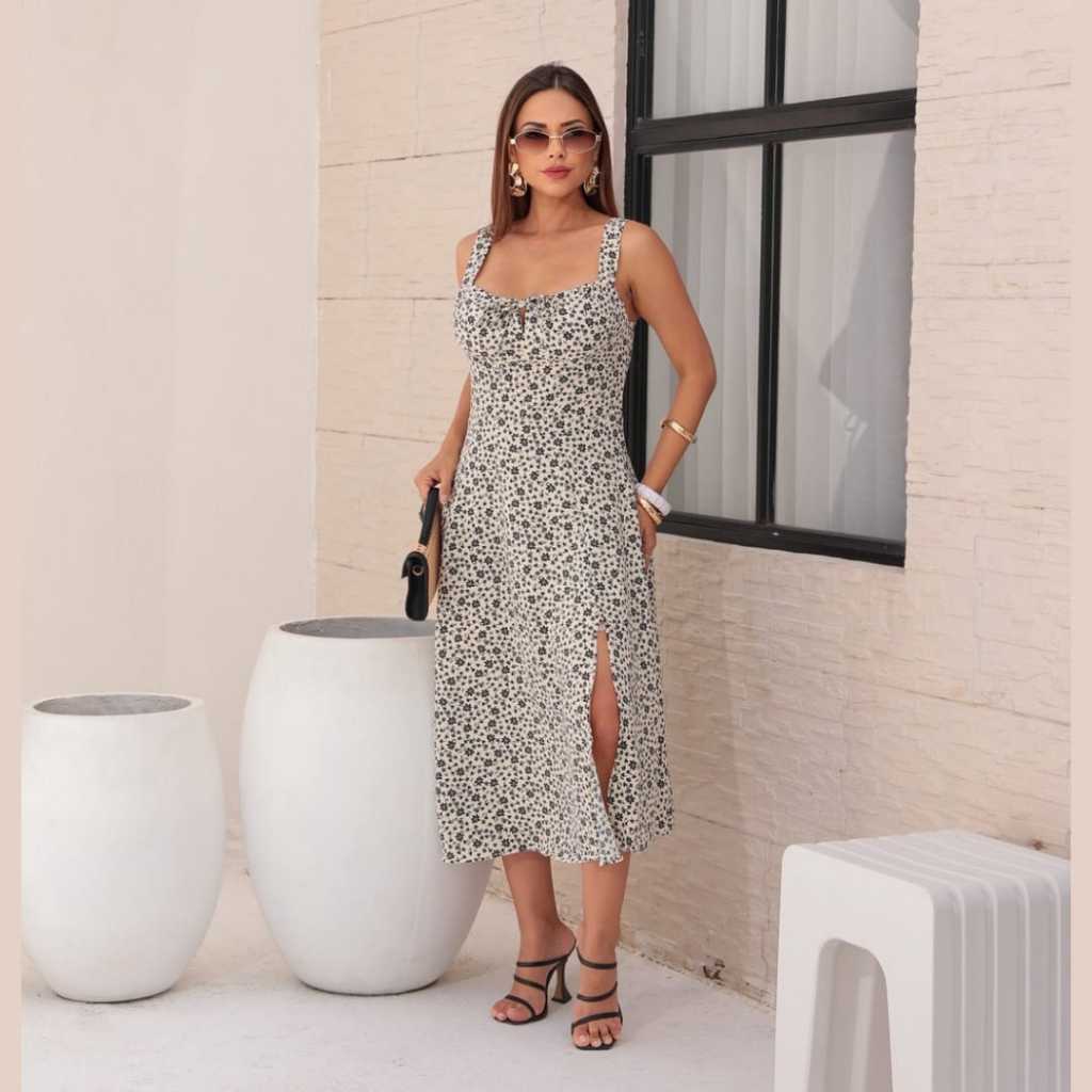 Vestido Midi Estampado Floral com Alça e Elastex Cruzada Costa Moda 2025. Fenda Lateral- Tecido Duna