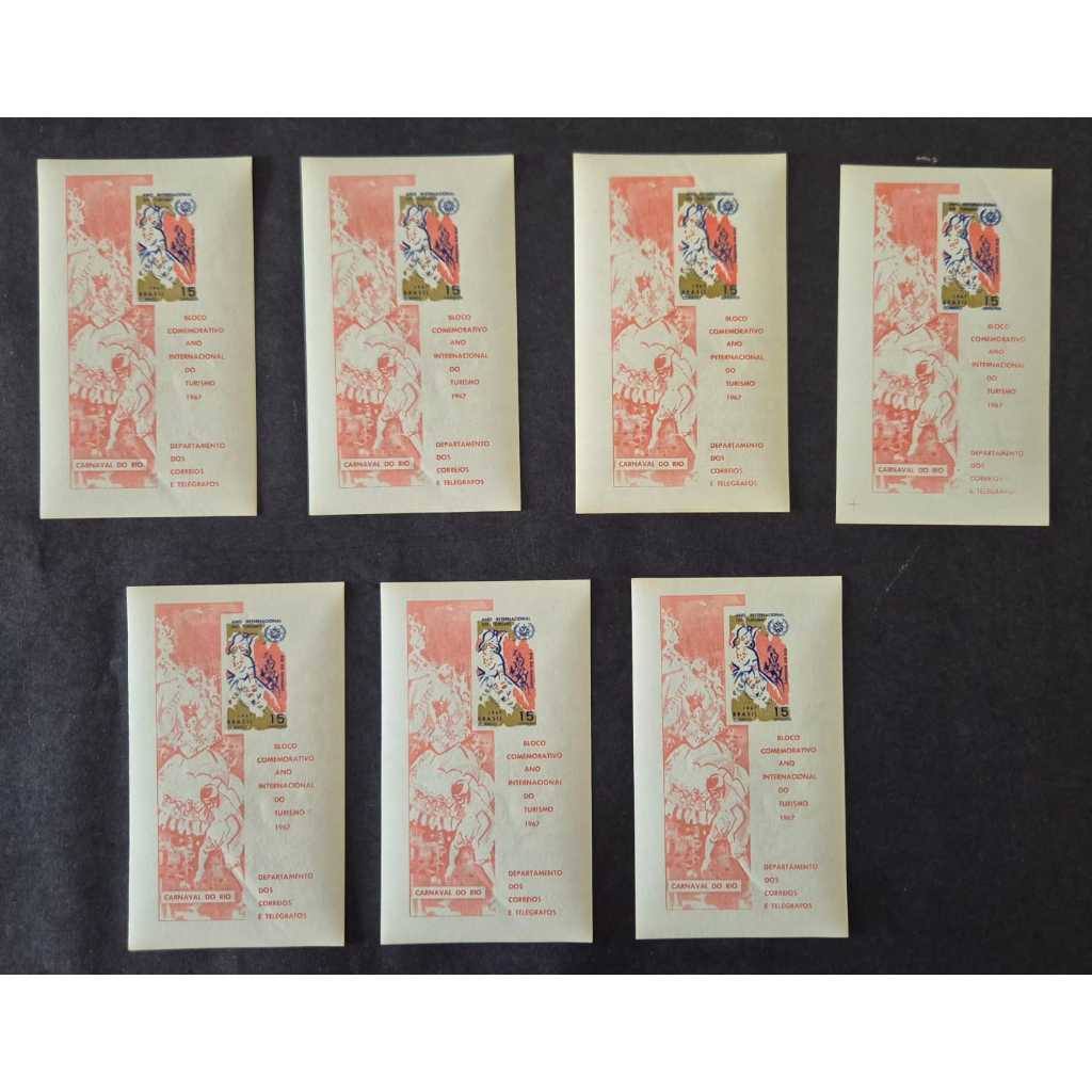 Bloco B24 - Ano Internacional do Turismo - Novos 1967 - Selos dos Correios - Filatelia