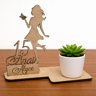 10 UNIDADES Lembrancinha MDF 15 Anos Personalizada 🎈 Centro de Mesa com Espaço p/ Suculenta em Oferta na Shopee