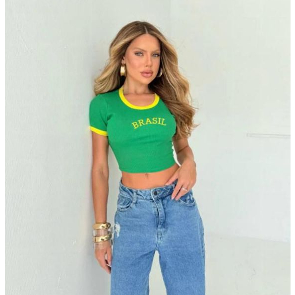Cropped Feminino Seleção Brasileira Copa Do Mundo 2026 Com Manga Curta Justa Detalhe Bordado Casual Brasil Moda Pr