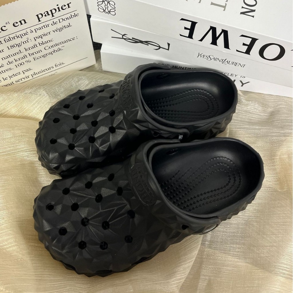 Chinelos Femininos EVA Sandálias Classic Punchy Sandálias Duráveis Para Conforto Ao Ar Livre Várias Cores Opcionais em Oferta na Shopee