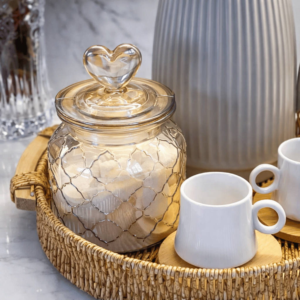 Pote de Vidro 800ml com Tampa Coração Hermético Porta Doces Balas Biscoitos Mantimentos Cozinha em Oferta na Shopee