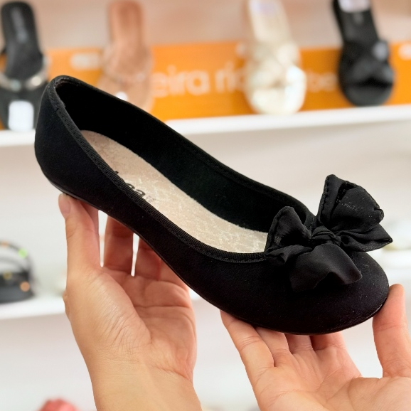 Sapatilha Feminina Moleca Preta Laço Confortável Casual Clássica Dia a Dia