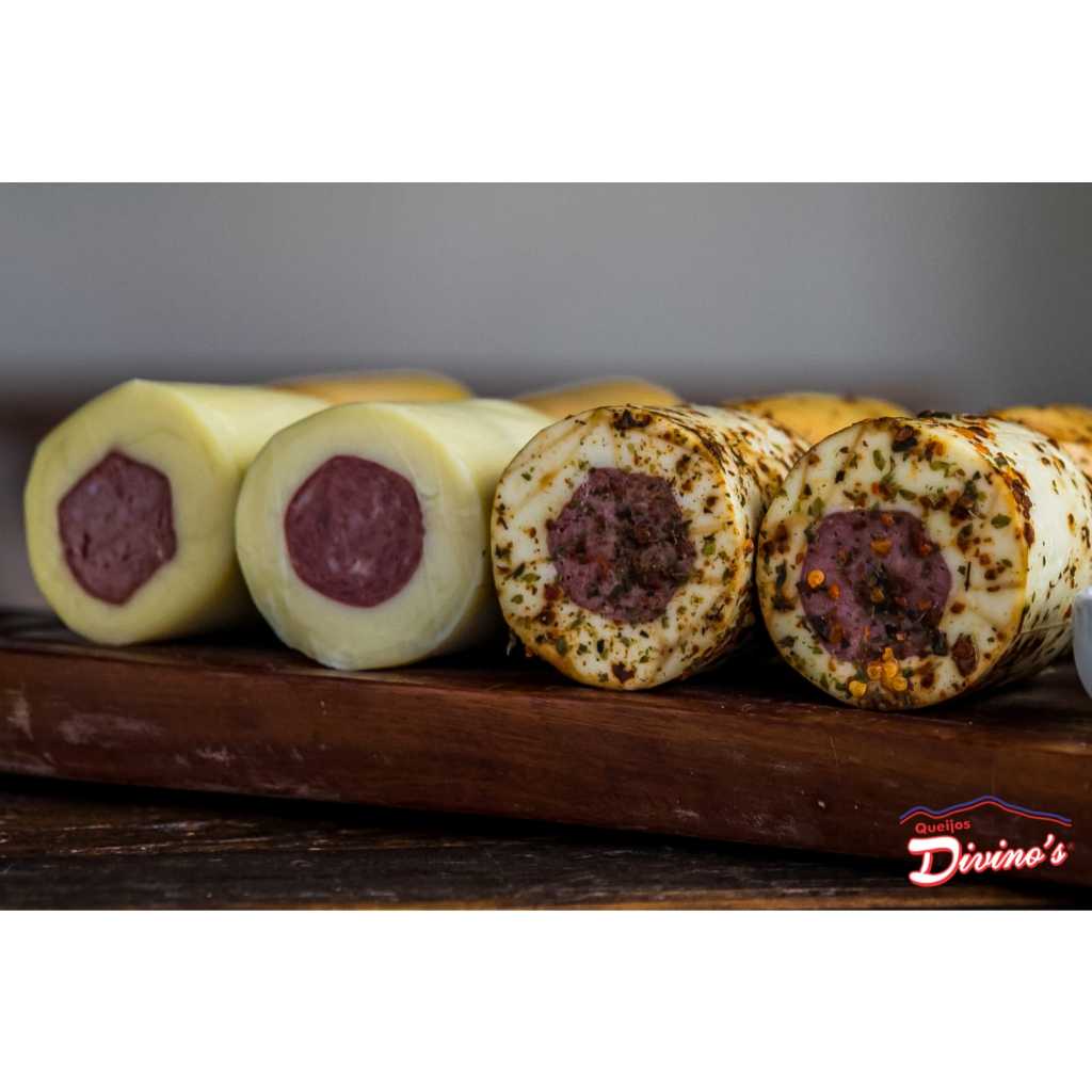 Provolone Defumado, Puro ou Temperado,  Recheado com Salame - Sabor Intenso e Ideal para Petiscos De 400 a 500grs. em Oferta na Shopee