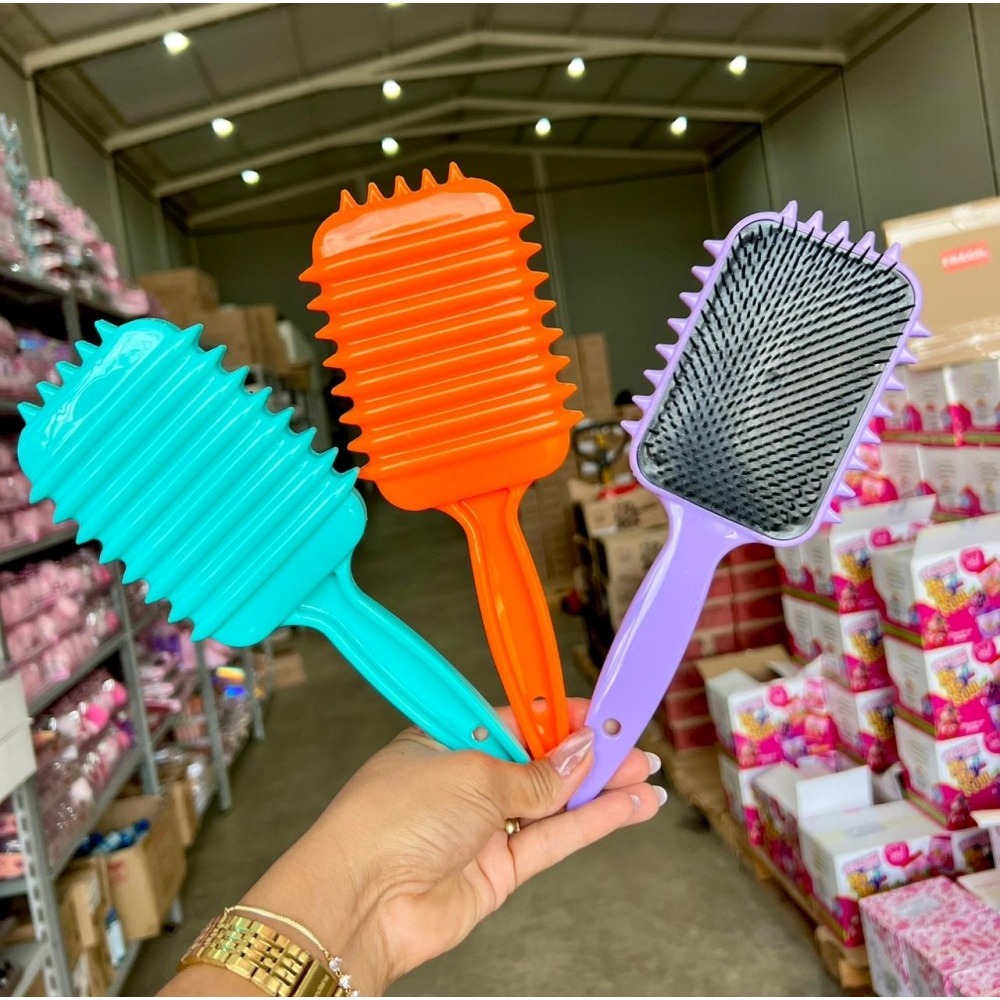 Escova Onda Finalizadora Raquete Fitagem Definição de Cachos e Finalização para Cabelo Cacheado Crespo cores sortidas