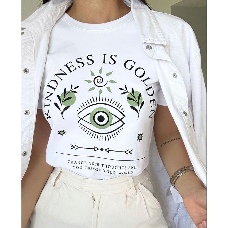 Camiseta Feminina Kindness Is Golden | Olho Grego Verde | Blusa Branca Estampa Mística