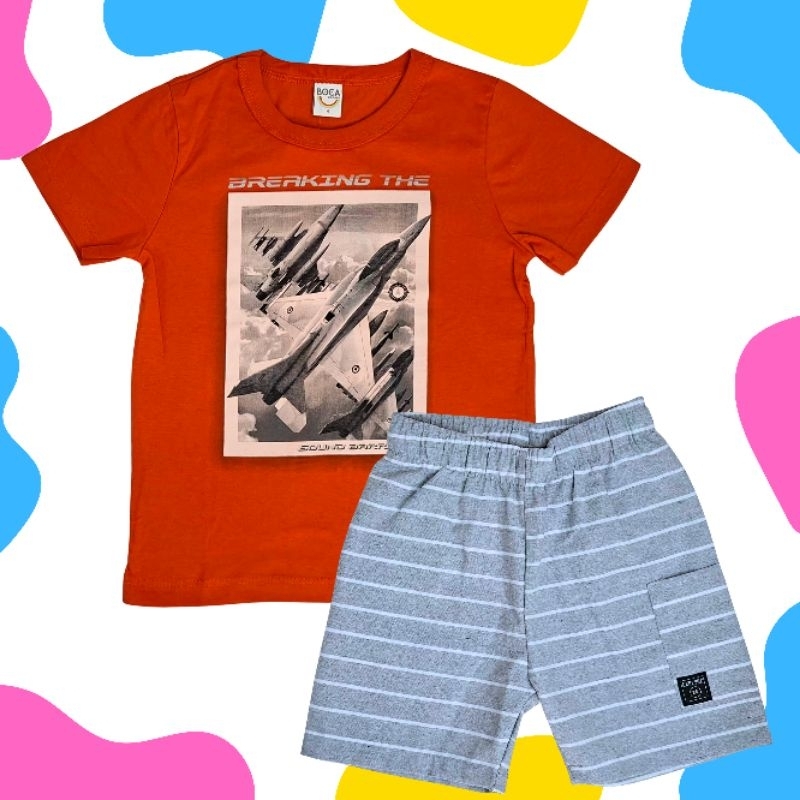 Conjunto Infantil Menino Boca Grande Camiseta Laranja Avião e Bermuda Listrada.