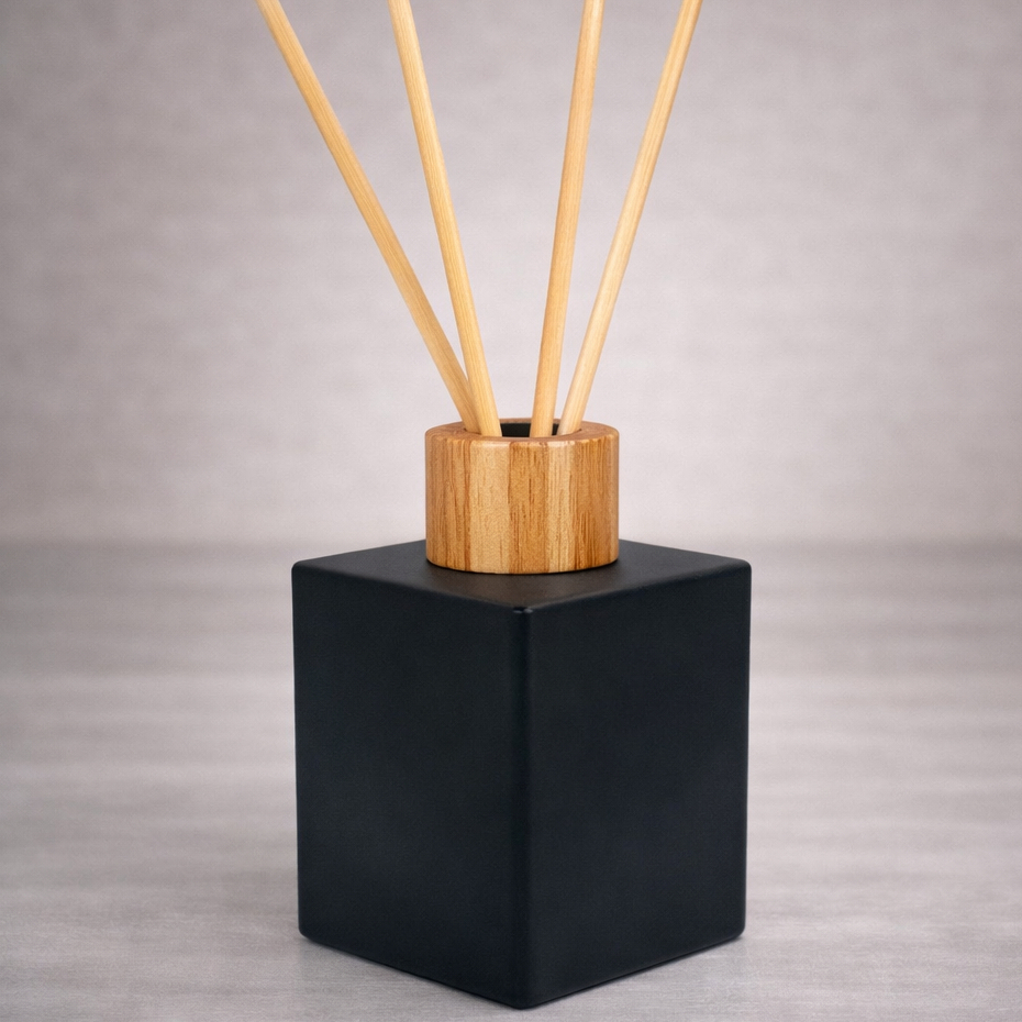 Difusor Cubo Preto Luxo 100ML Aromatizador em Oferta na Shopee