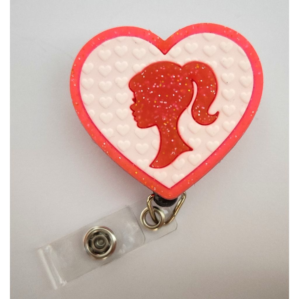 Porta Crachá Retrátil Feminino Barb1e — imagem 2 de 2