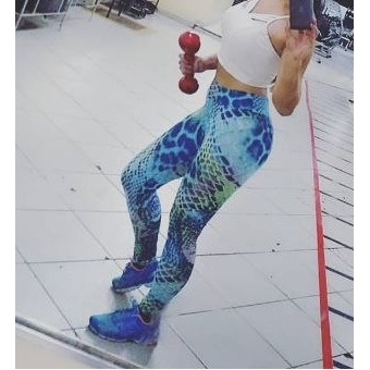 brechó calça calças feminina academia fitness seminovas tam M suplex/poliamida
