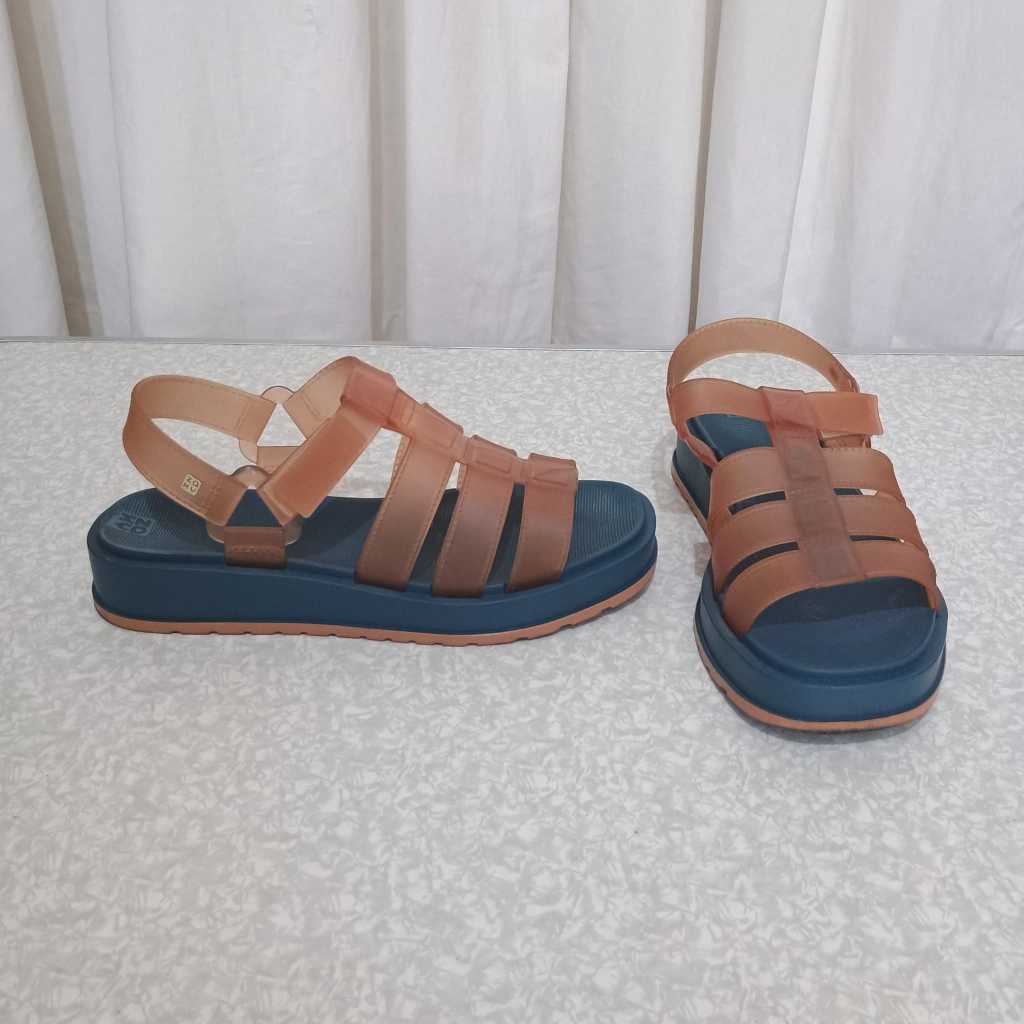 Sandália Zaxy Casual Conectada Caramelo Azul Nº 39/40 Bazar Brechó Usado