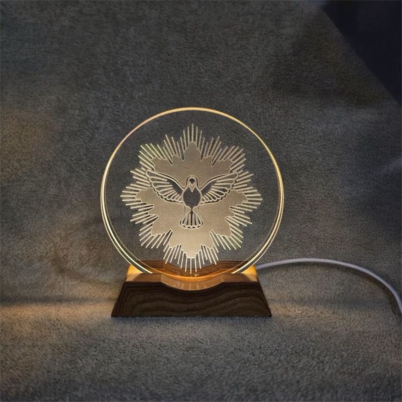 Luminária Divino Espírito Santo USB 10 cm em Vidro Bivolt Luz LED Decorativa Decoração Católica