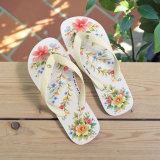 Preço arrasador Chinela de Dedo feminino moda atual com conforto premium e palmilha macia para uso diário lj02