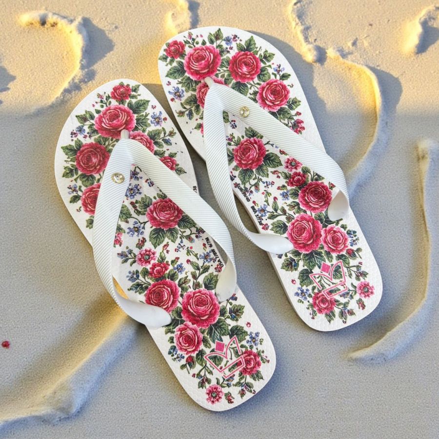 Chinelo de Dedo feminino moda tropical com acabamento premium e solado macio para maior durabilidade em Oferta na Shopee