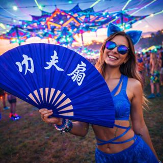 Leque Grande Colorido Arco Iris 60 cm, e cores sortidas, Carnaval, festa a fantasia em Oferta na Shopee